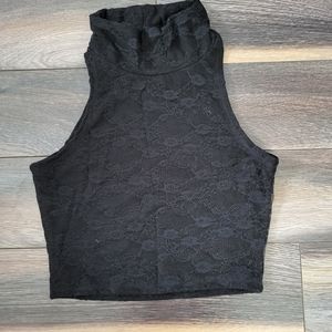 Streetwear Society by Urban Planet - Lace Turtleneck Crop Top